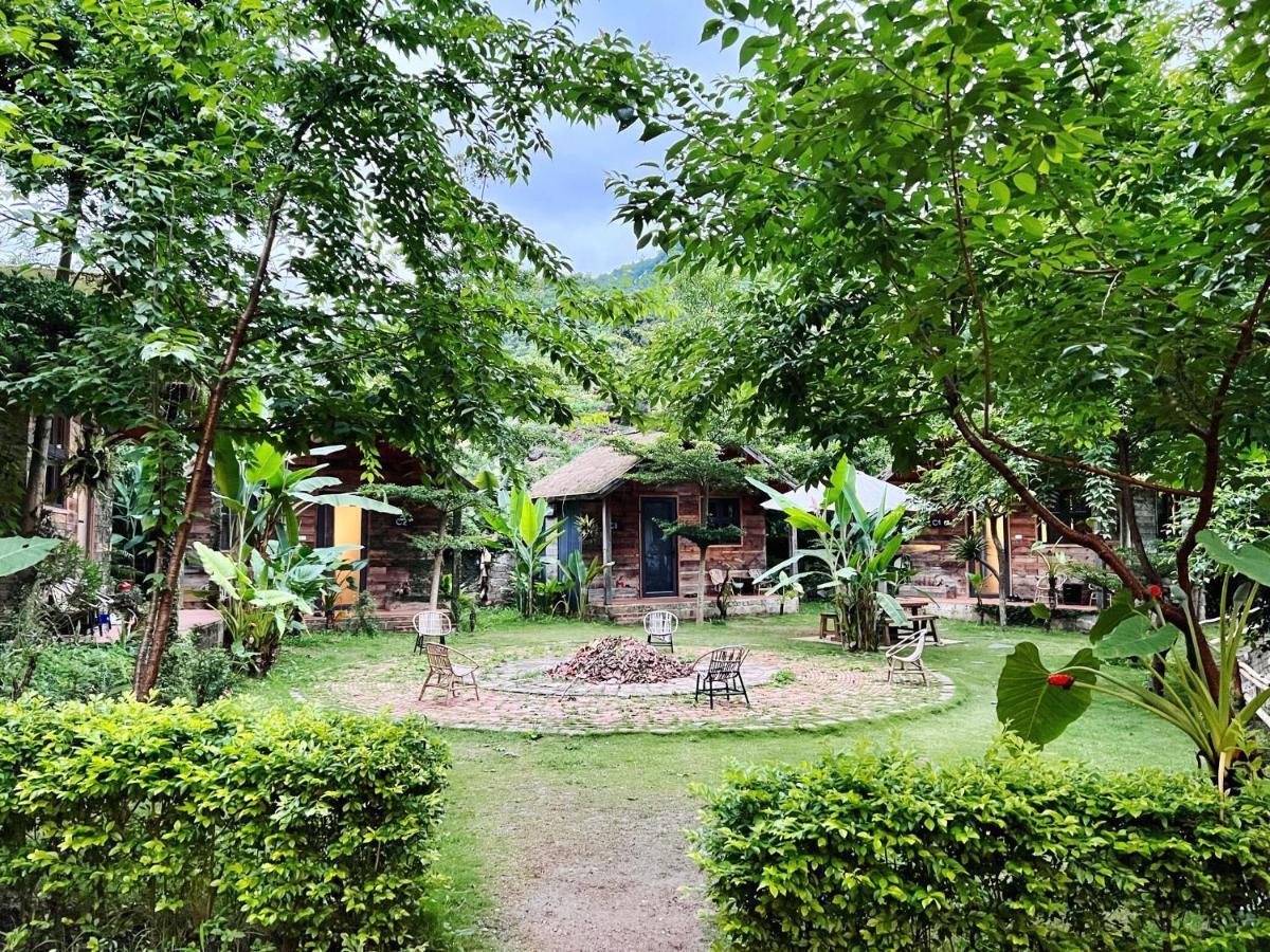Hotel House By Lake Moc Chau Exterior foto